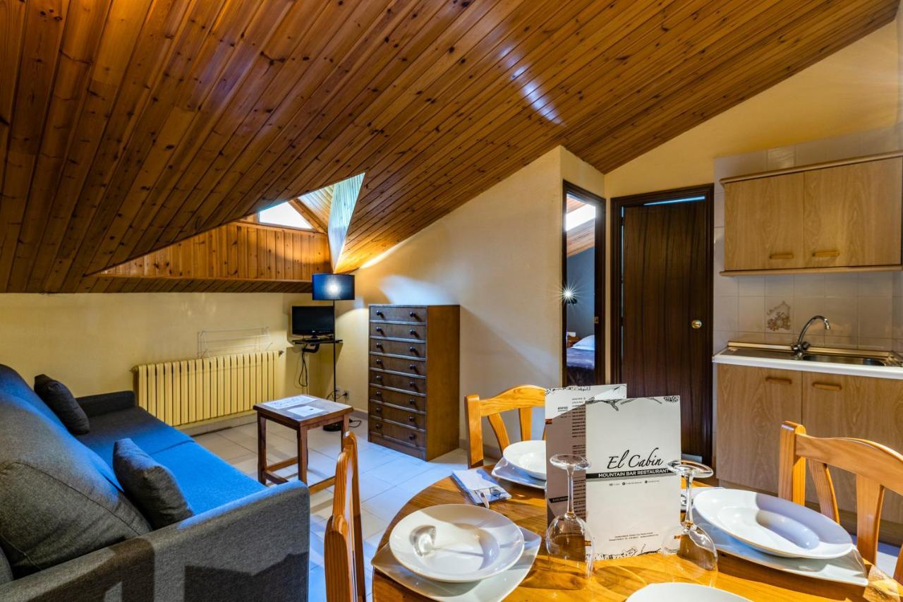 Apartamentos Turisticos Poblado Arinsal Ngoại thất bức ảnh